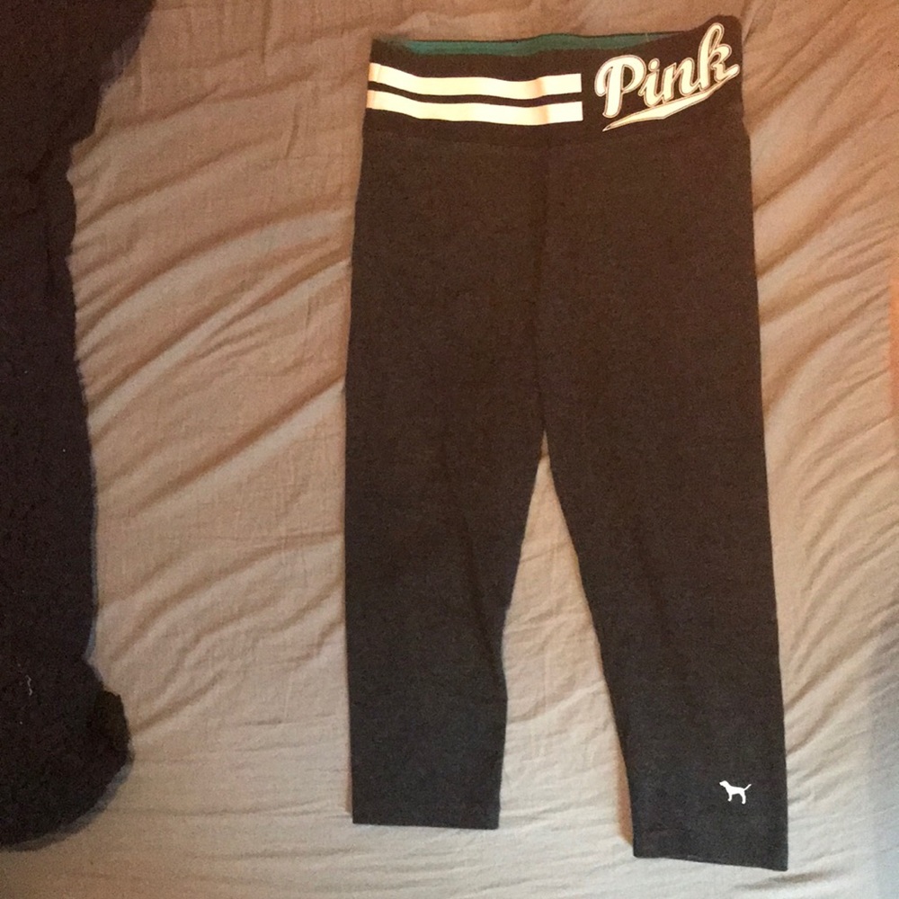 PINK cropped leggings